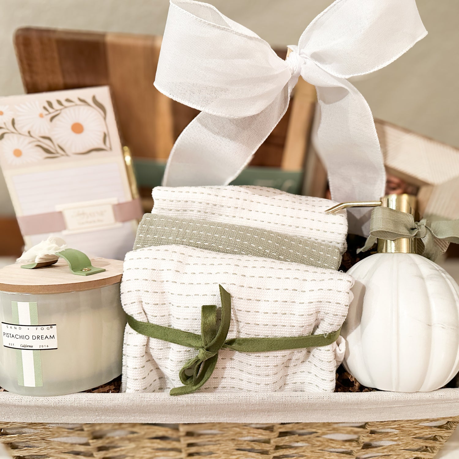 Pistachio Gift Basket