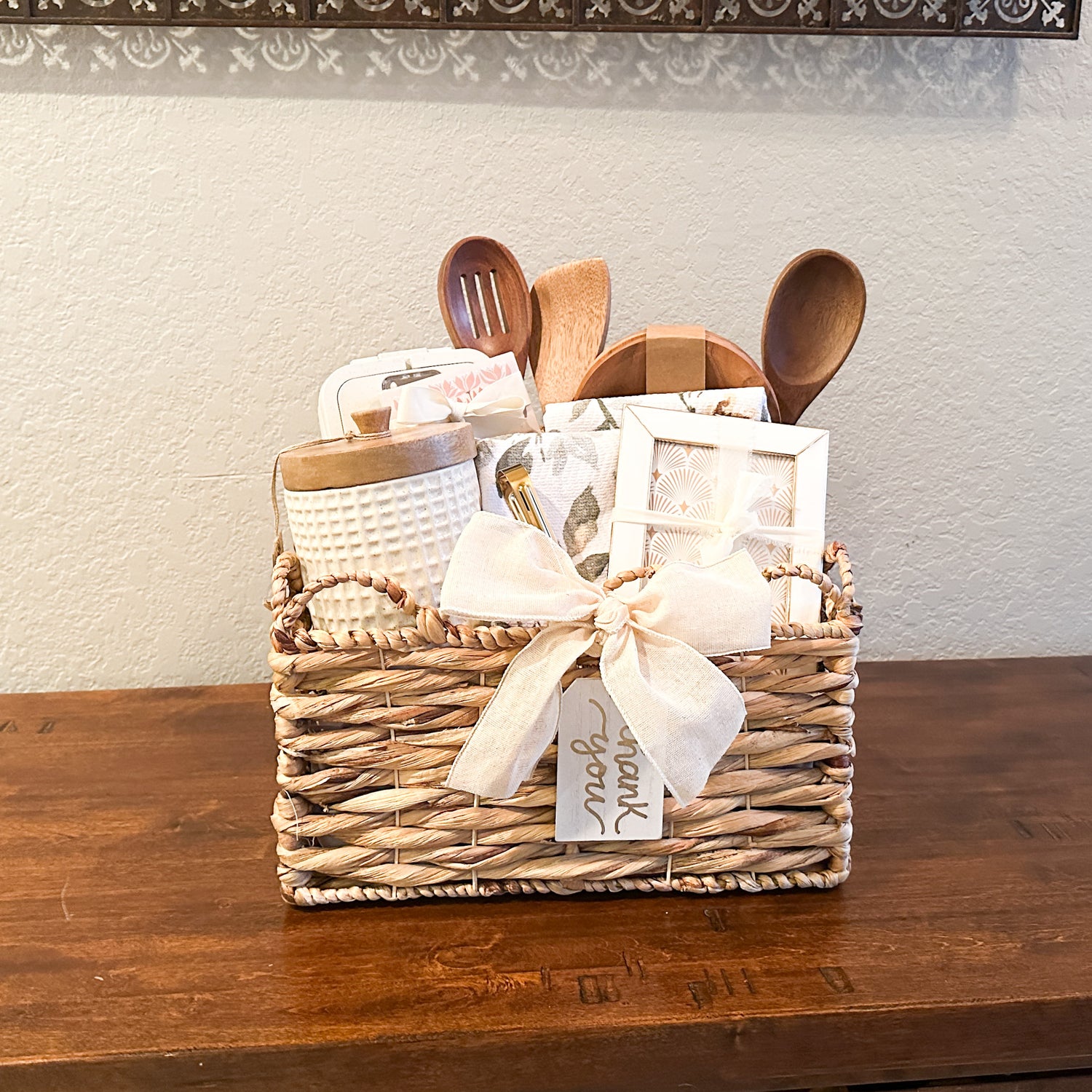 Hearthrow Gift Basket