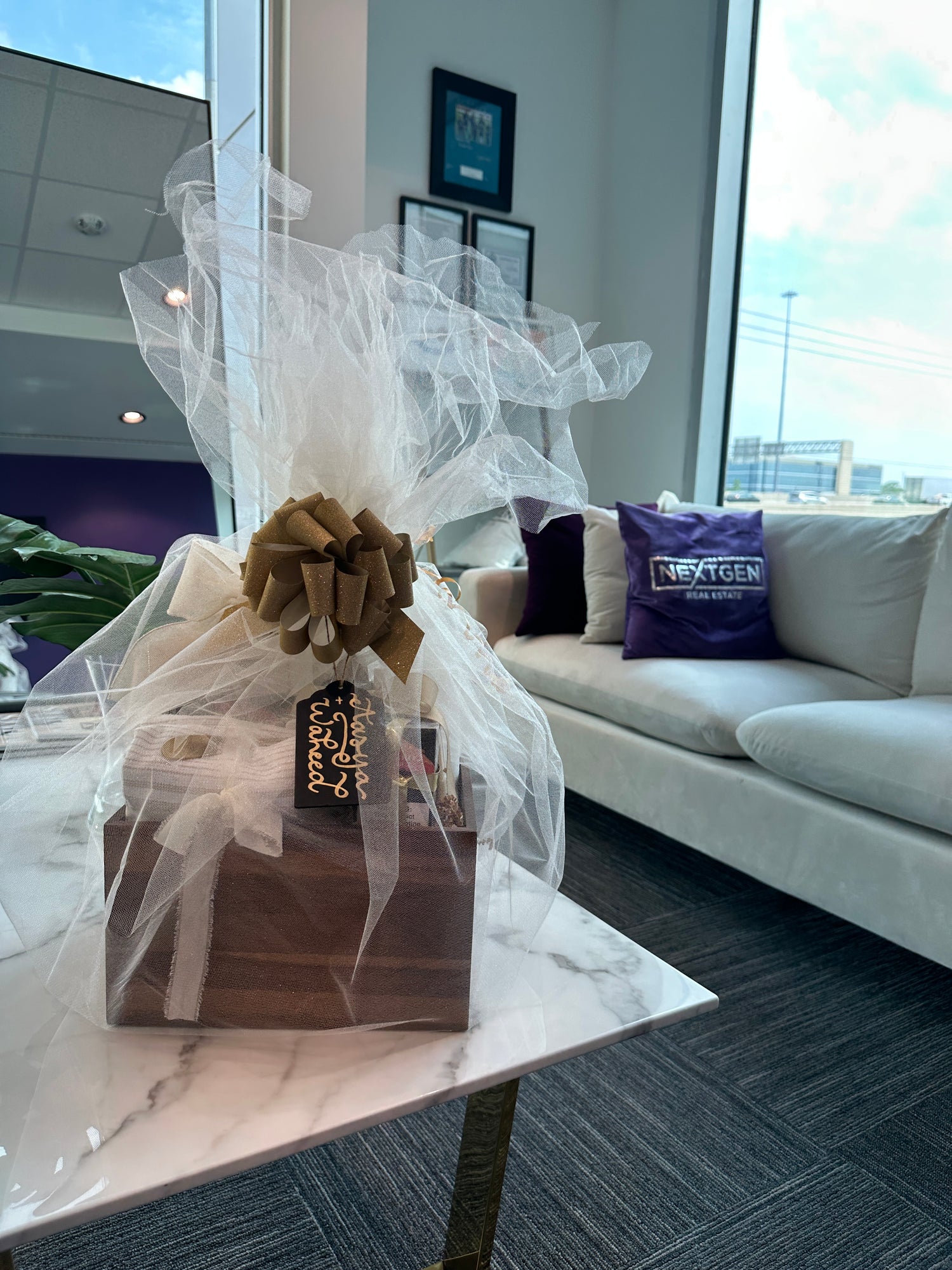 Private - Ayeshah gift - August 25