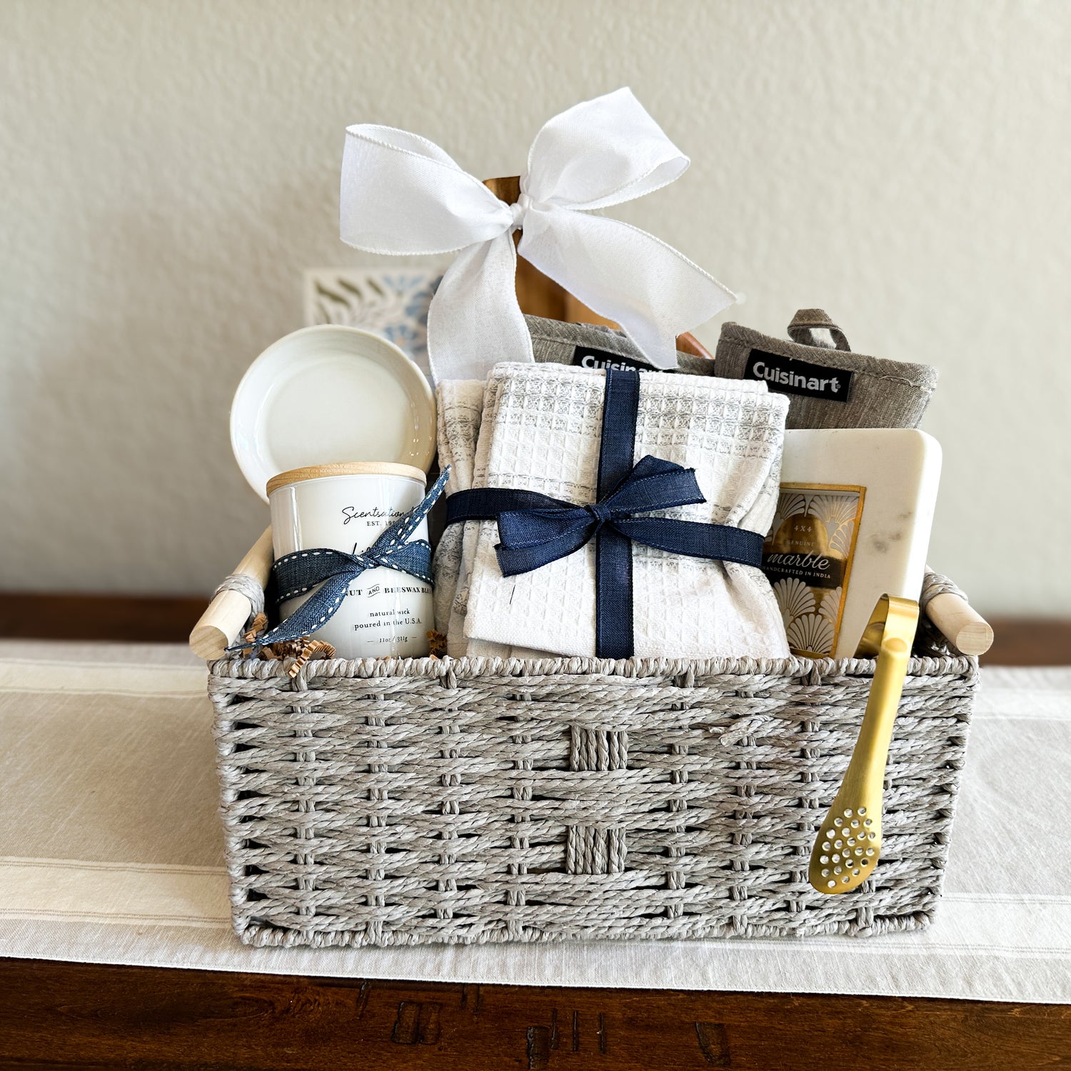 Aveline Gift Basket