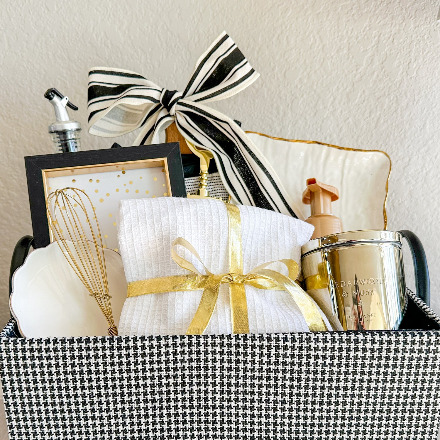 Briar Sol Gift Basket