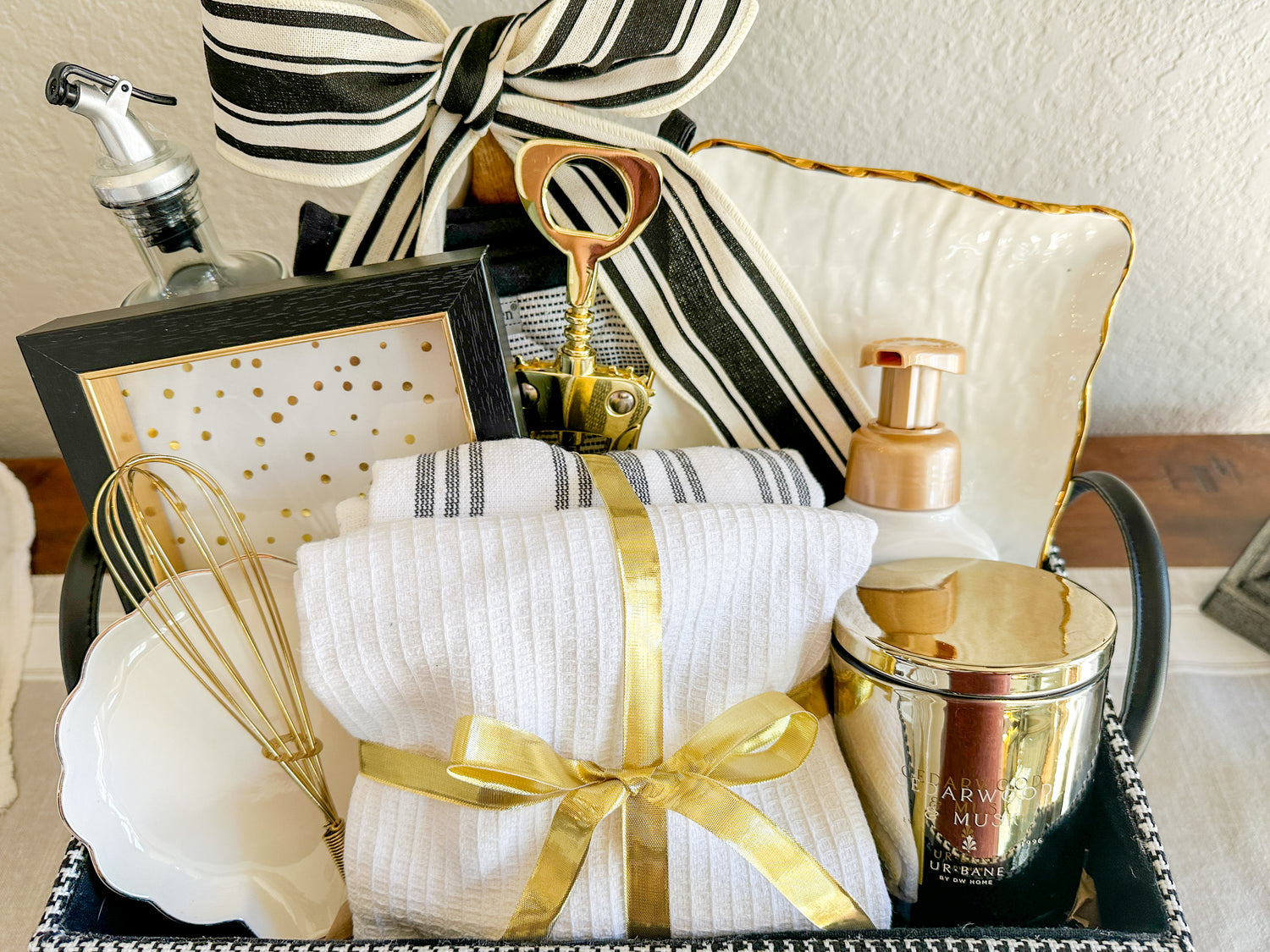 Briar Sol Gift Basket